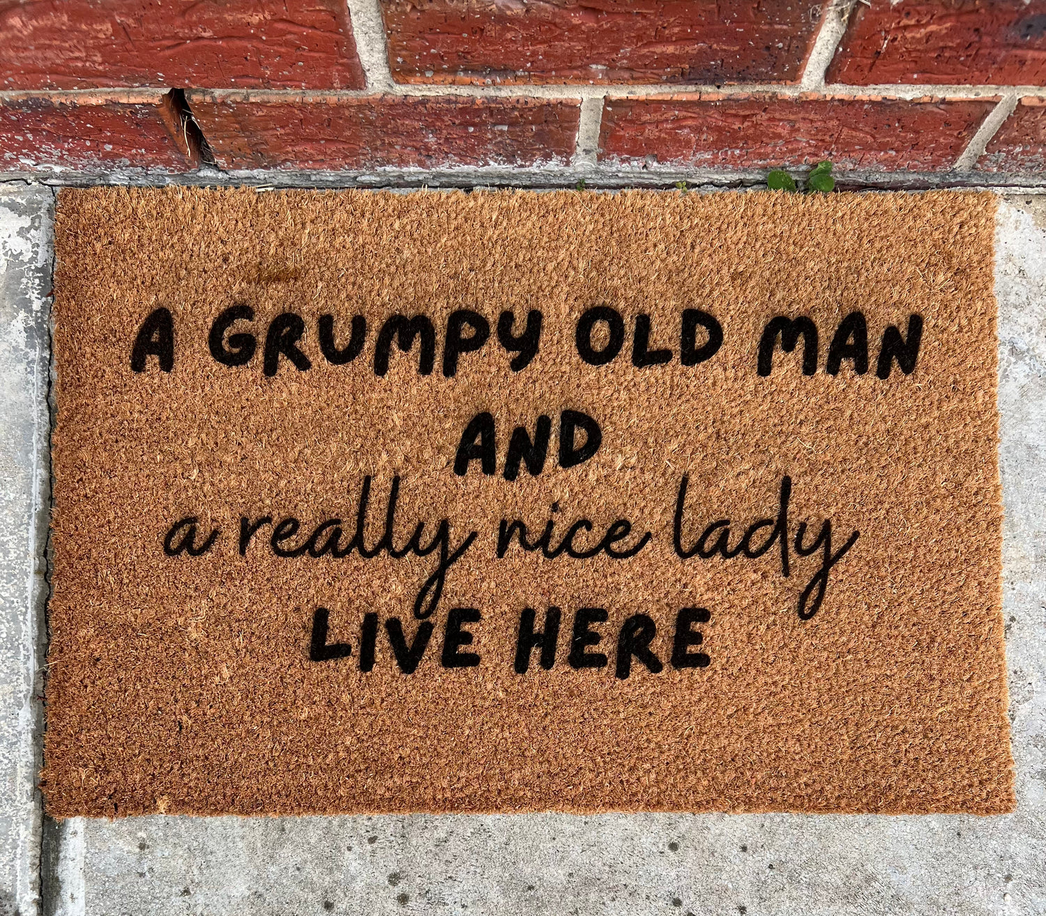 Grumpy man & nice lady door mat - 4 Little Dreamers